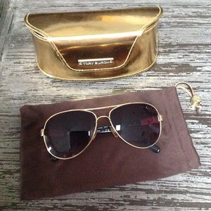 Tory Burch Pilot Sunglasses. Basically brand new.